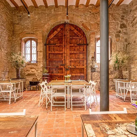 La Casa Del Miracle, Pensión Balaguer